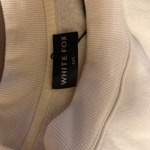 Matching white fox set in yellow new - Picture 3 of 5